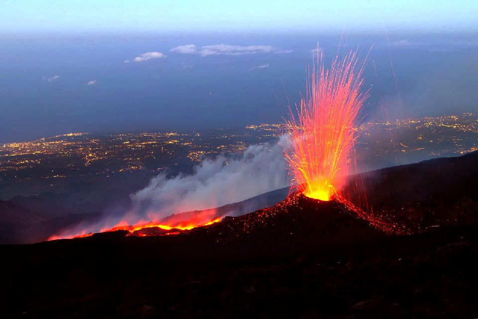 Etna 15